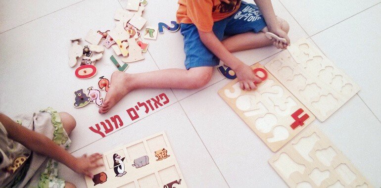 פאזלים מעץ | פעילות לפעוטות